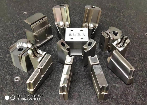SOLIDWORK طراحی قالب درج قطعات خودرو اجزای قالب