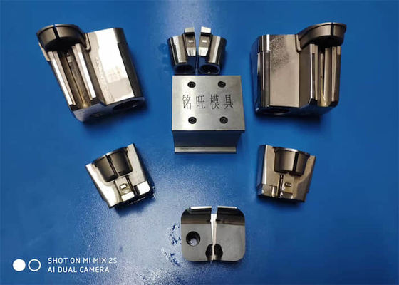 OEM ODM Insert Moulding Products. قطعات قالب تزریق پلاستیک